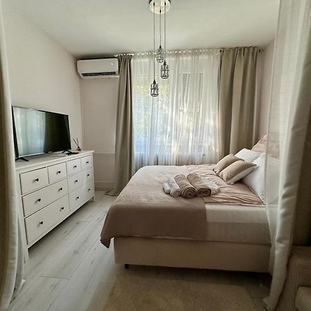 Mate Gold Apartment II Szegedin Exterior foto
